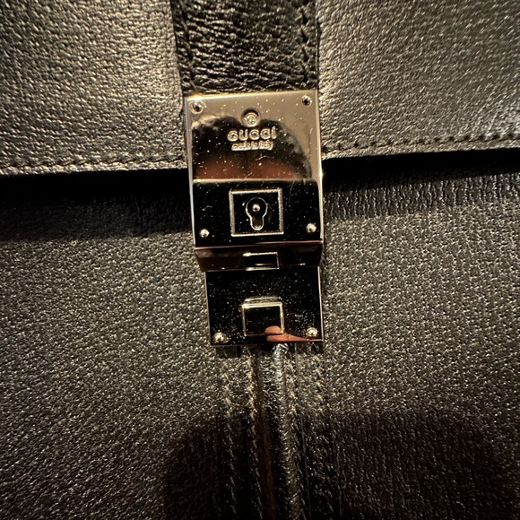 Gucci clutch with wristlet strap - Picture 3 of 15